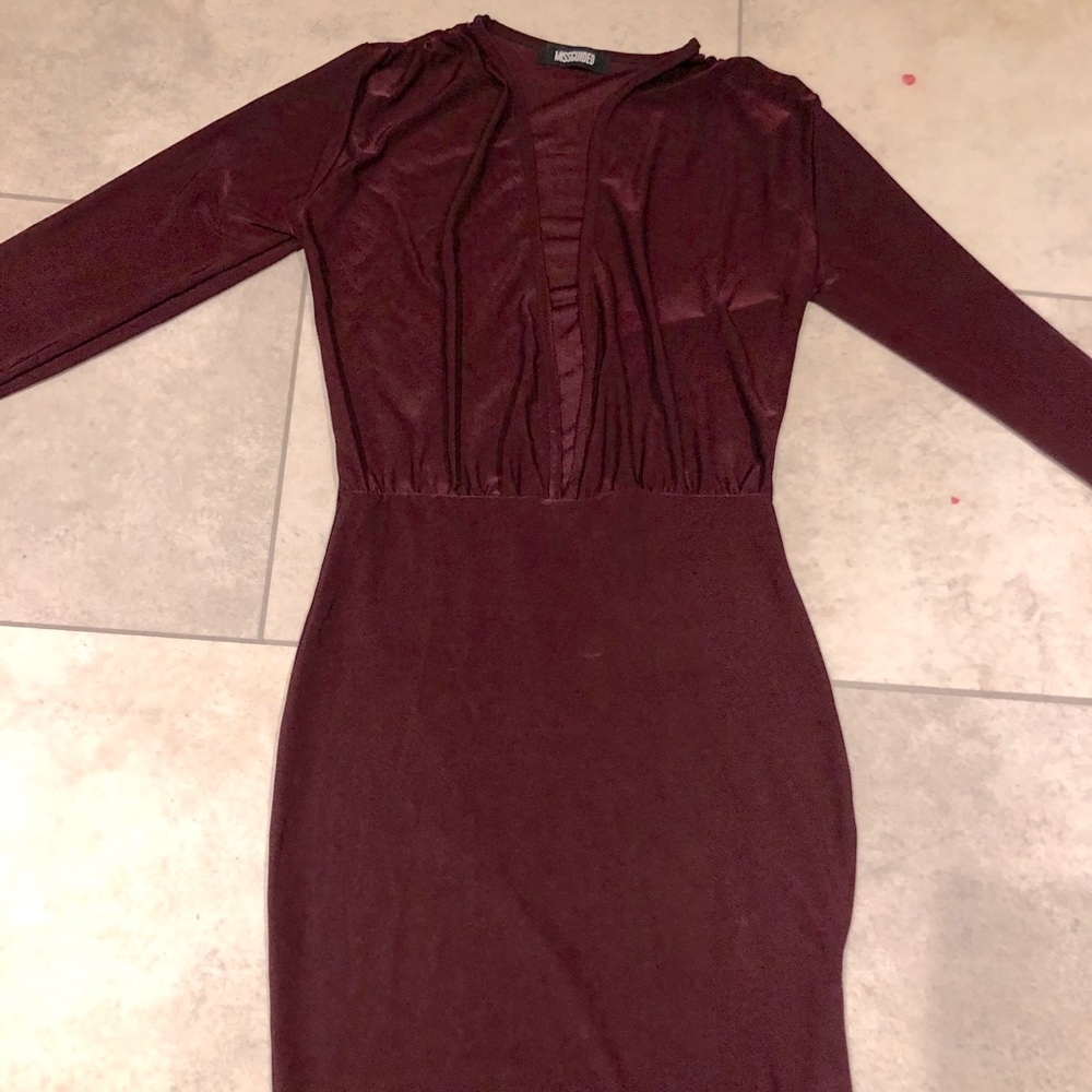 Missguided deep V neck bodycon dress - Picture 2 of 7